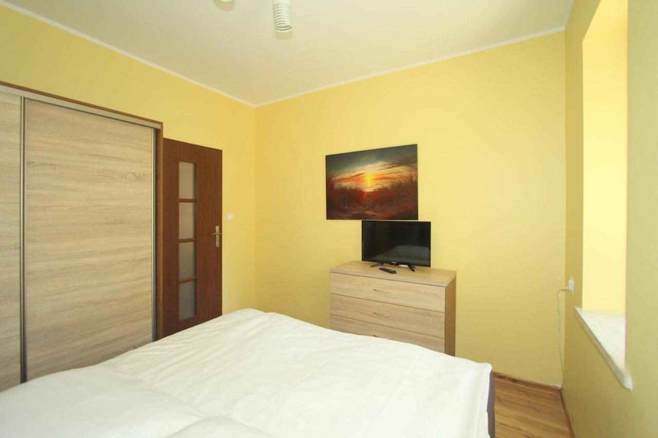 Caloroczny Drewniany Domek Superior I Apartamenty Eko-Oaza W Krynica Morska-Piaski Nowa Karczma  Exterior foto