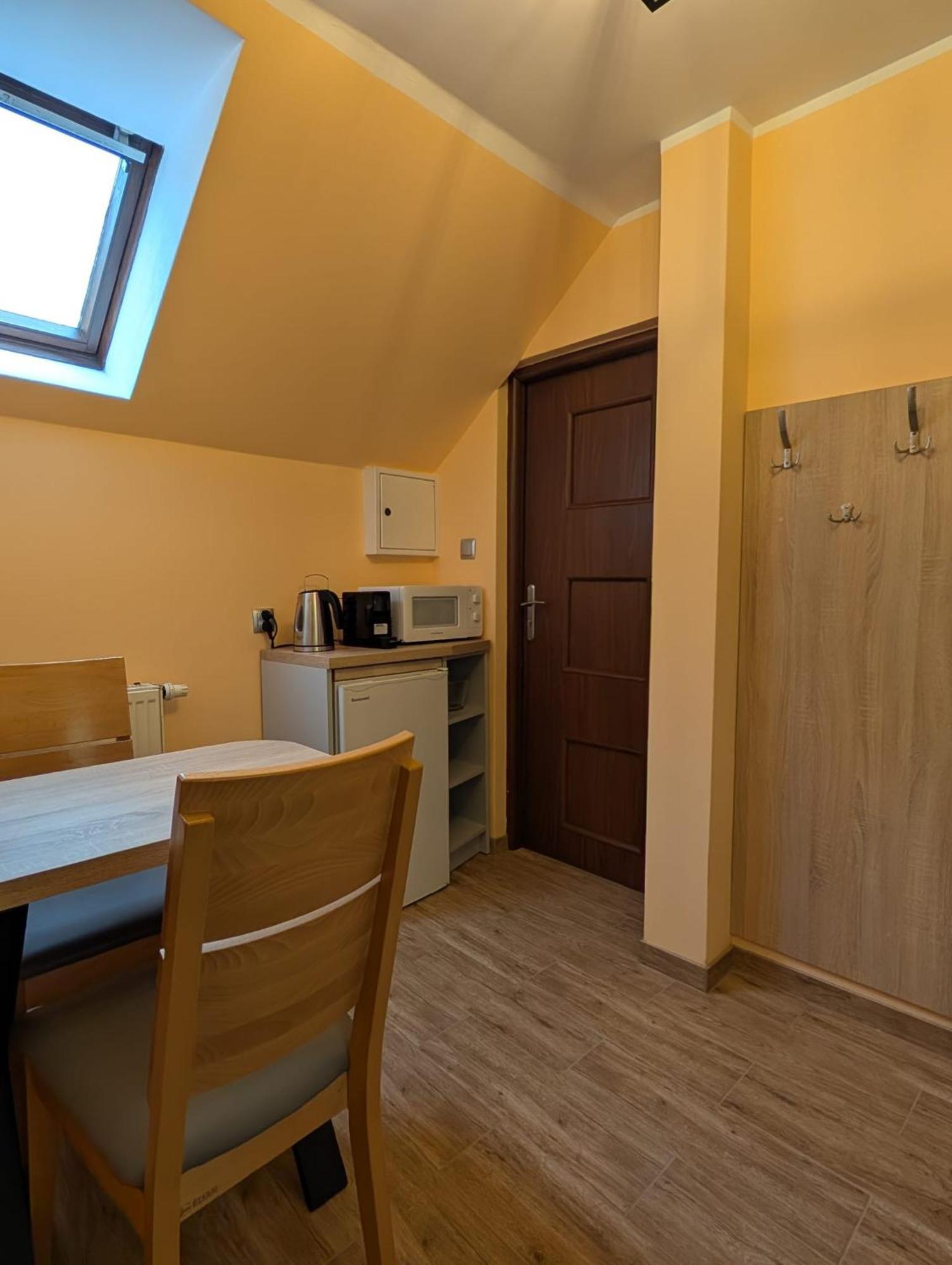 Caloroczny Drewniany Domek Superior I Apartamenty Eko-Oaza W Krynica Morska-Piaski Nowa Karczma  Exterior foto