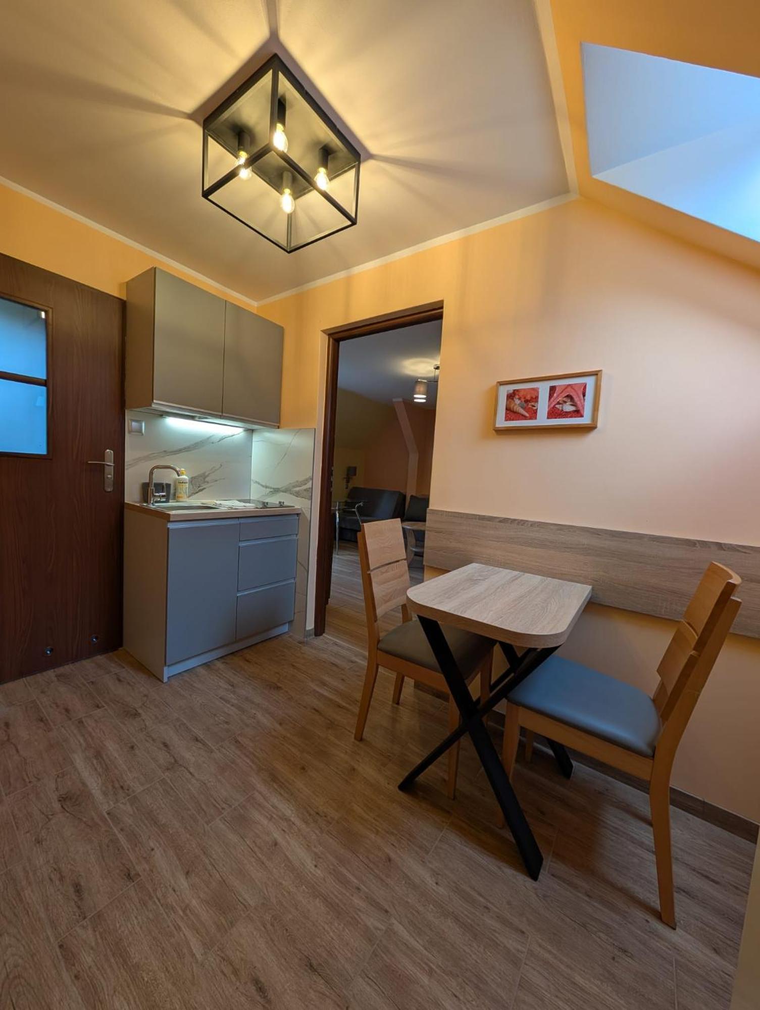 Caloroczny Drewniany Domek Superior I Apartamenty Eko-Oaza W Krynica Morska-Piaski Nowa Karczma  Exterior foto